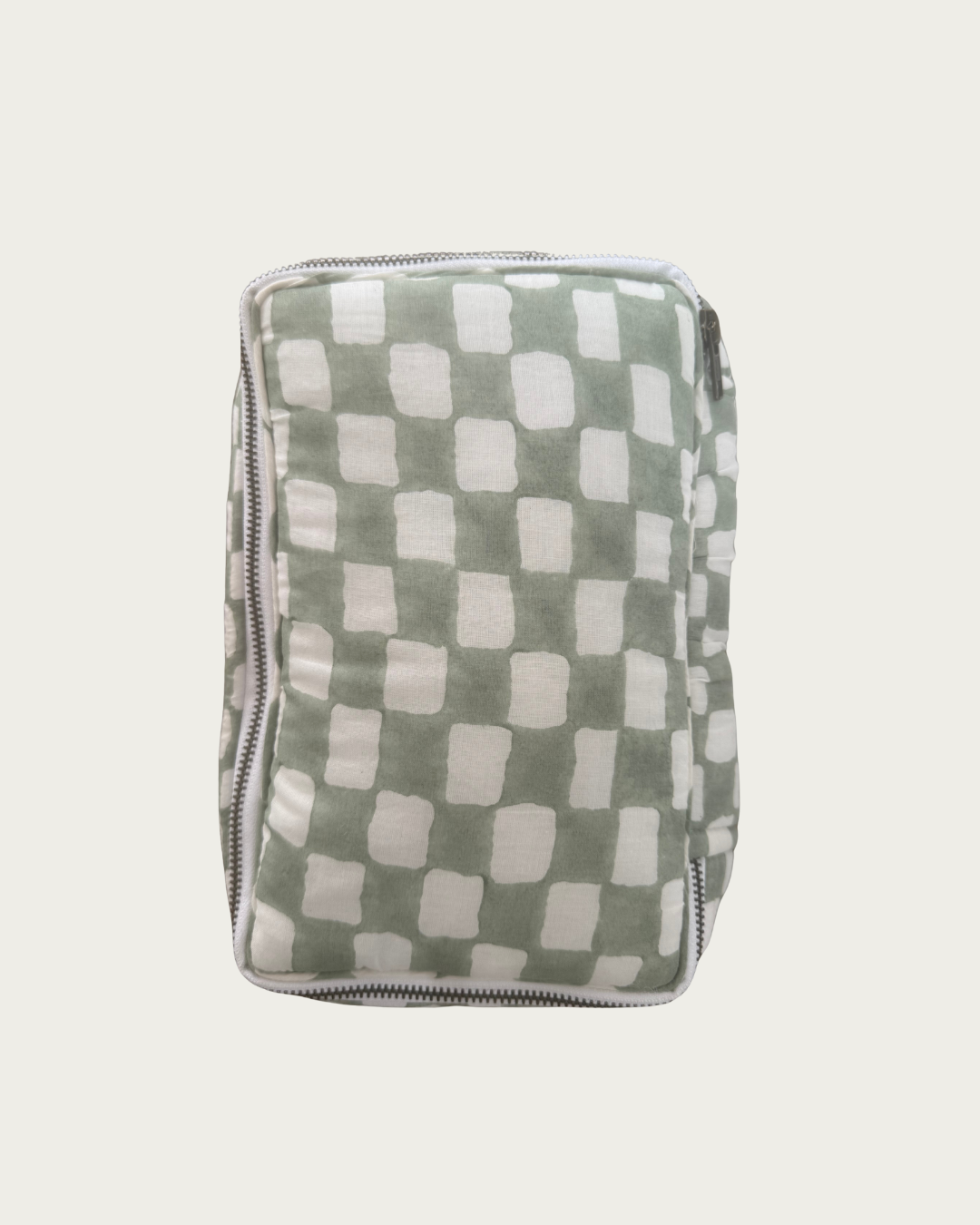 Check mate toiletry pouch